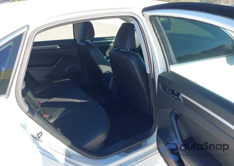 2017 Volkswagen Passat 1.8T R-Line from USA, damaged, VIN 1VWDT7A3XHC058179